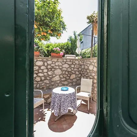 Ninfea - Garden Retreat *